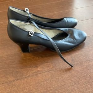 Black Character shoes